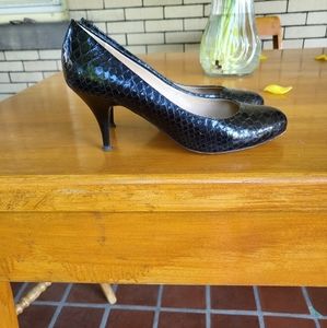 Giuseppe Zanotti black snakeskin pumps, size 36.5